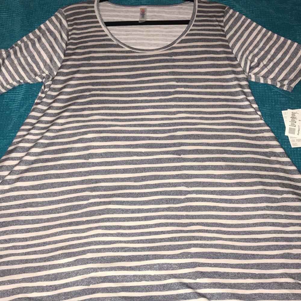 LulaRoe Perfect Tee